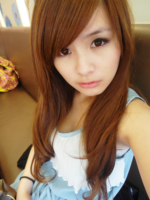 我只是一个单纯羞涩的学生妹